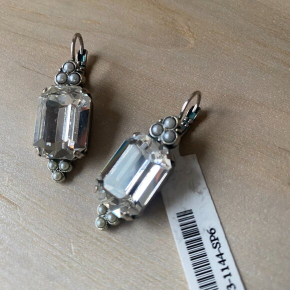 NWT Mariana Emerald Cut Clear Swarovski Crystal Silver Plated Leverback Earrings - Picture 12 of 13